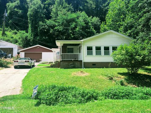 10632 Sandlick Rd, Bee, VA, 24217-4534 | Card Image