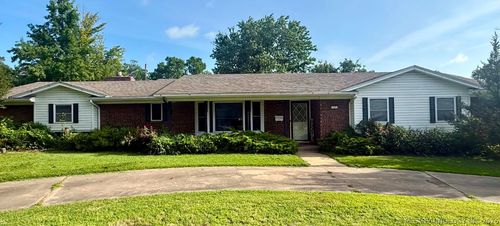 717 E Tennessee, Pittsburg, OK, 74501 | Card Image