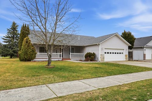 561 E Sand Wedge Dr, Post Falls, ID, 83854 | Card Image