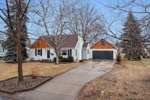 133 19th Ave S, Hopkins, MN, 55343-7439 | Card Image