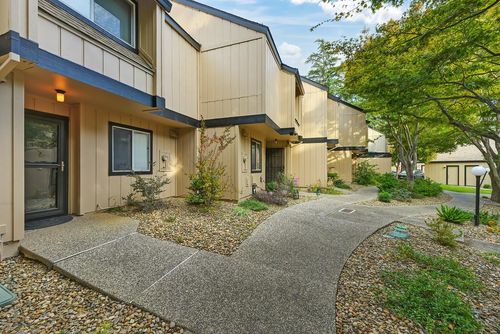 apt-24-9118 Madison Green Ln, Orangevale, CA, 95662-5825 | Card Image