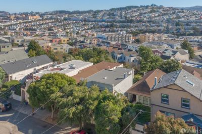 122 College Avenue, Home with 5 bedrooms, 2 bathrooms and null parking in San Francisco CA | Image 3