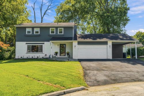 861 Brentford Dr, Columbus, OH, 43220-7403 | Card Image