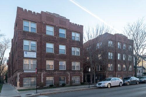 2s-3263 W Wrightwood Ave, Chicago, IL, 60647-1669 | Card Image