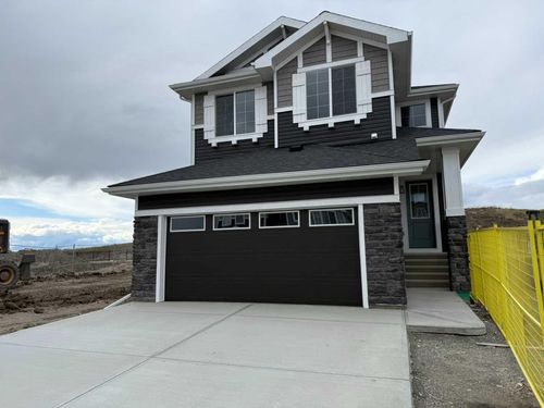 147 Sundown Cres, Cochrane, AB, T4C1Y3 | Card Image