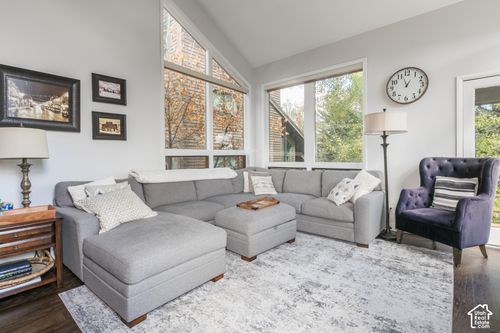 86-3754 Navajo Trl, Park City, UT, 84098-6673 | Card Image