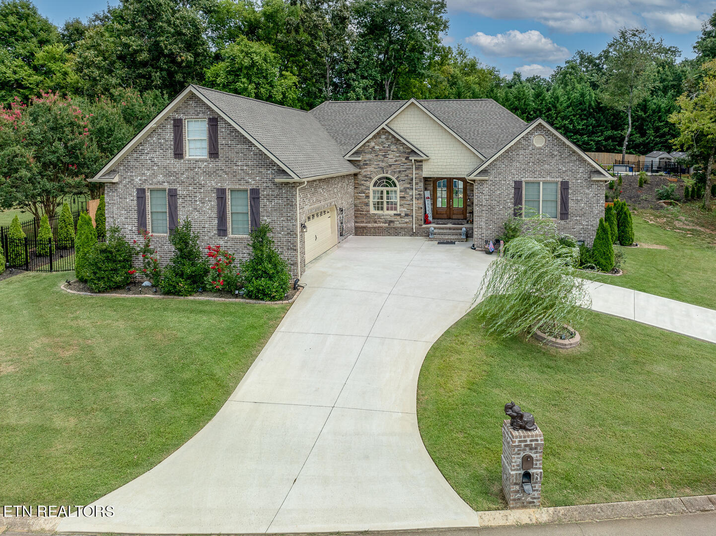 Hampton Way, Maryville, TN 37803