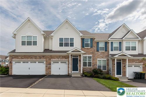 4654 Woodbrush Way, ALLENTOWN, PA, 18104-9211 | Card Image
