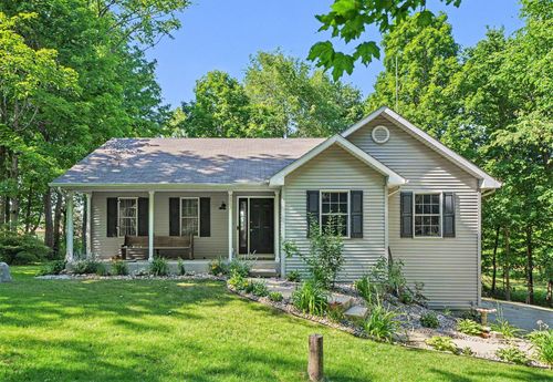 7563 E 400 N, Rolling Prairie, IN, 46371 | Card Image
