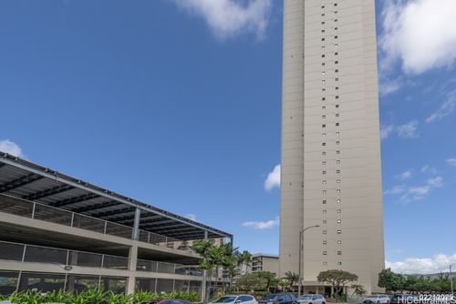 39b-990 Ala Nanala Street, Honolulu, HI, 96818 | Card Image