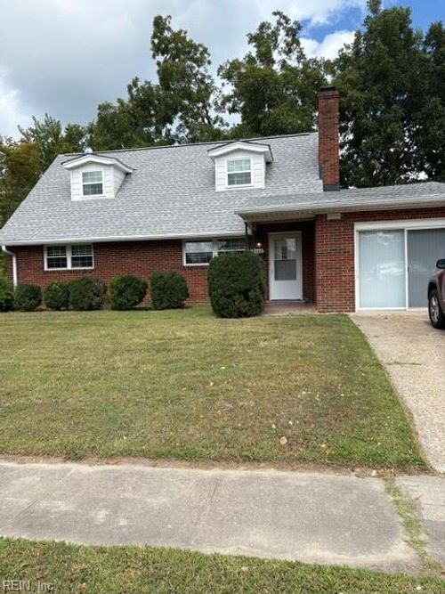 1600 Modoc Ave, Norfolk, VA, 23503-3124 | Card Image
