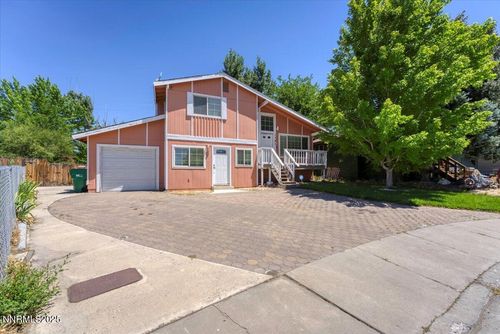 1782 Driftwood Dr, Sparks, NV, 89431-3325 | Card Image