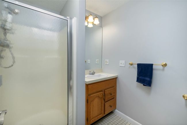 2nd Fl full bathroom | Image 30