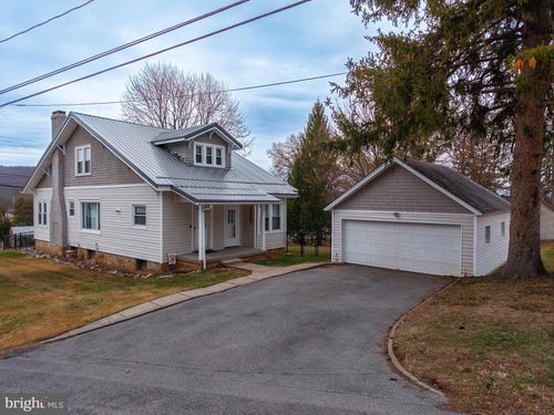 111 Briar Valley Rd, BEDFORD, PA, 15522-1100 | Card Image