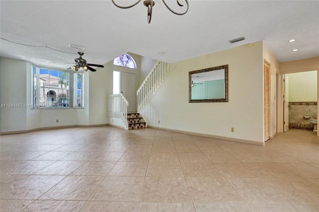 1254 Nw 110th Ave, House other with 3 bedrooms, 2 bathrooms and null parking in Plantation FL | Image 9