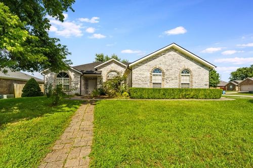 1800 Sw Sequoia St, Bentonville, AR, 72713-7833 | Card Image