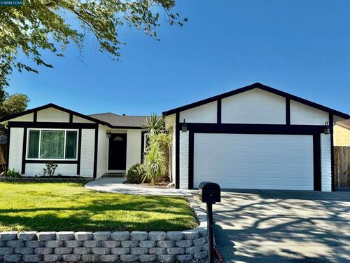 64 Rodondo Ave, Suisun City, CA, 94585-1746 | Card Image