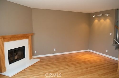 59 Oxford, Irvine, CA, 92612-2651 | Card Image