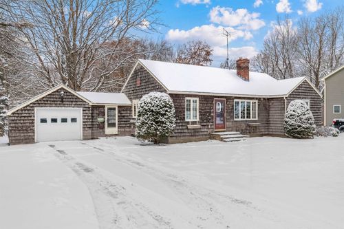 39 Spring St, Swanton, VT, 05488-1330 | Card Image