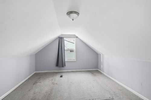 58 Wheelock Pkwy E, Saint Paul, MN, 55117-3940 | Card Image