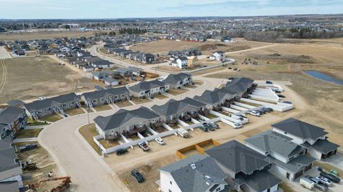 2-18 Athens Road, Blackfalds, AB, T4M0N4 | Card Image