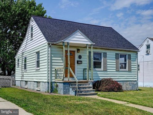 1700 Leslie Rd, DUNDALK, MD, 21222-1218 | Card Image