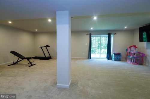 8734 Greenway Dr, SPOTSYLVANIA, VA, 22551-2956 | Card Image