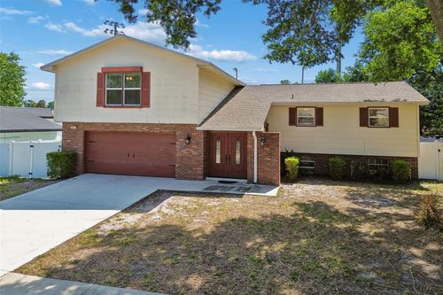 2620 Giant Pl, Seffner, FL, 33584-5763 | Card Image