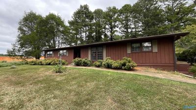 2105 County Road 102, House other with 3 bedrooms, 2 bathrooms and null parking in Cedar Bluff AL | Image 2