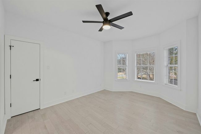 7905 Brightman Ln, House other with 5 bedrooms, 5 bathrooms and 6 parking in Austin TX | Image 27