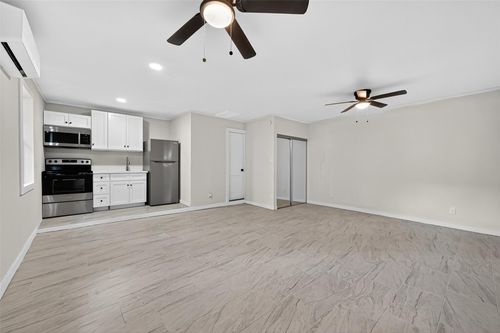 b-23130 Bayleaf Dr, Spring, TX, 77373-6486 | Card Image