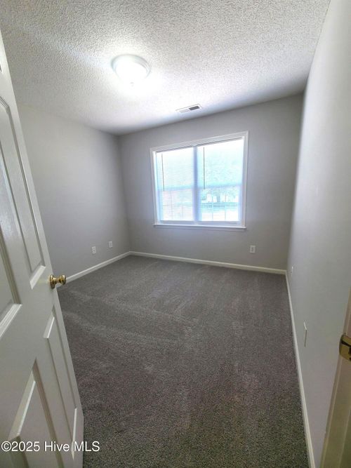 639 Lanvale Hills Cir, Leland, NC, 28451-9314 | Card Image