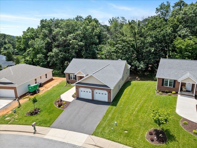 7 Oak View Dr, House other with 3 bedrooms, 2 bathrooms and null parking in STAUNTON VA | Image 45