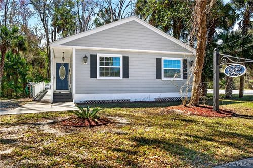 110 Crystal St, Crystal River, FL, 34428-3532 | Card Image