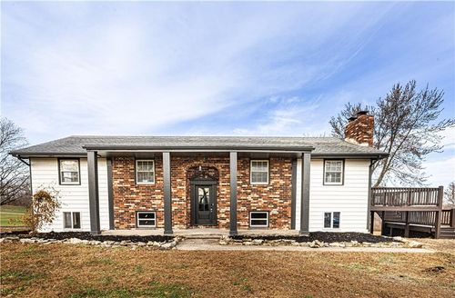 13332 Little Farm Rd, Excelsior Springs, MO, 64024-6201 | Card Image