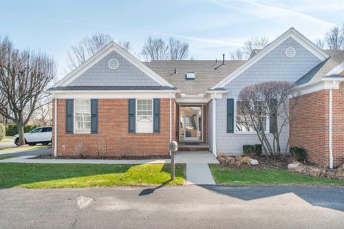 4002 Harbor Place Dr, Saint Clair Shores, MI, 48080-1508 | Card Image