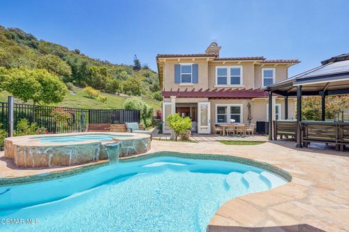 650 Astera Ct, Newbury Park, CA, 91320-5076 | Card Image