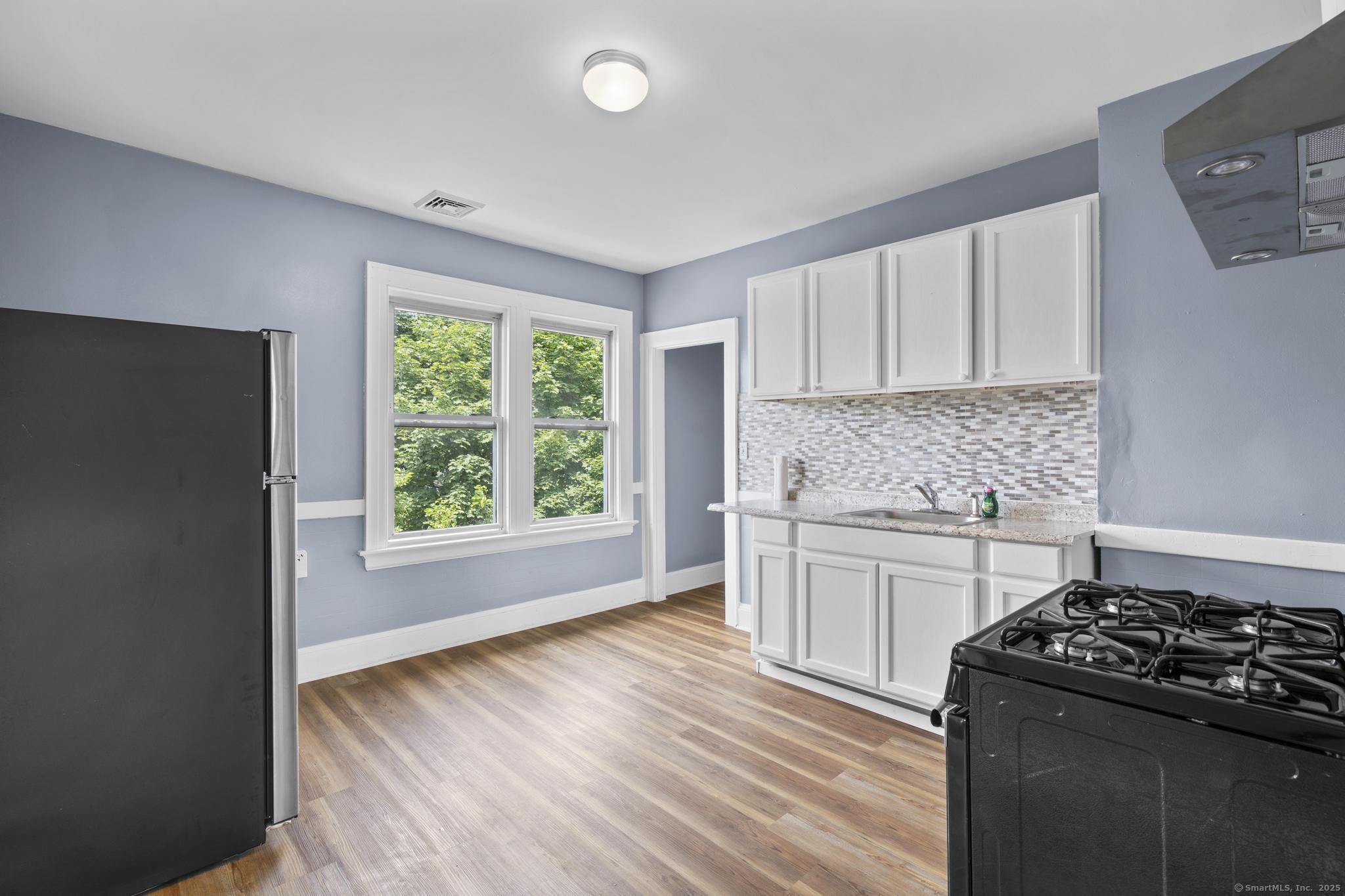 Residential Lease in Waterbury 5