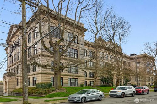 436-201 Galer St, Seattle, WA, 98109-3194 | Card Image