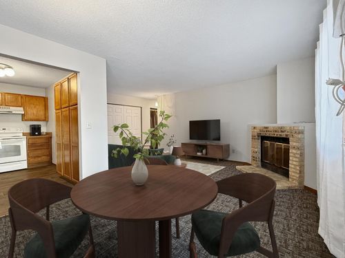 apt-104-7624 157th St W, Apple Valley, MN, 55124-9166 | Card Image