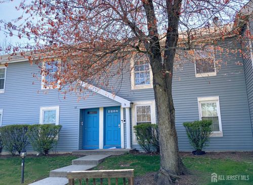 32 Tanglewood Ct, Monmouth Junction, NJ, 08852-2264 | Card Image