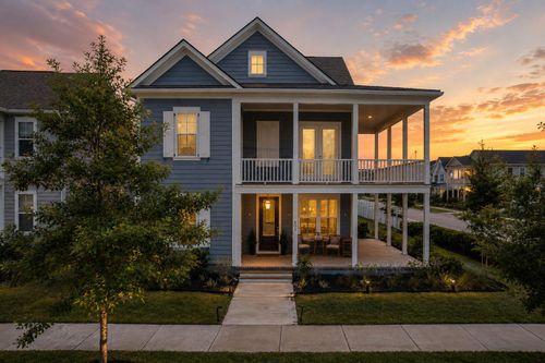 670 Blueway Ave, Summerville, SC, 29486-5410 | Card Image