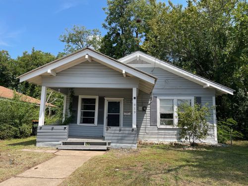 939 12th St Se, Paris, TX, 75460-7441 | Card Image