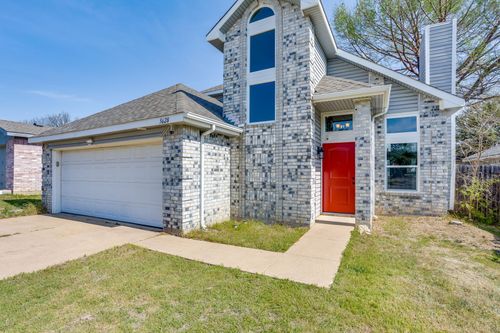 5628 Shady Springs Trl, Fort Worth, TX, 76179-3724 | Card Image