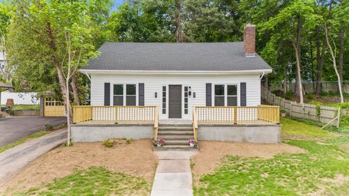 452 New Haven Ave, Derby, CT, 06418-2519 | Card Image