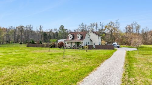 95 Floyd Ln, Decherd, TN, 37324-4094 | Card Image