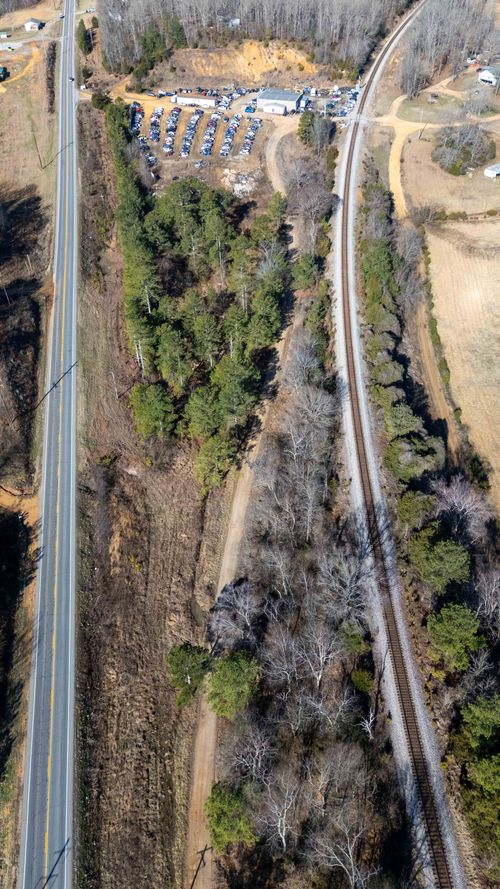 13800 Us Highway 70 E, Mc Ewen, TN, 37101-4435 | Card Image