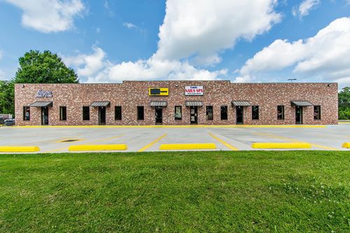 e-1615 Saint Mary St, Thibodaux, LA, 70301-6468 | Card Image
