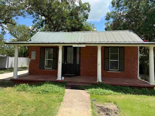 407 S Main St, Burnet, TX, 78611-3123 | Card Image