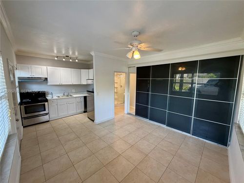 2-115 Ne 14th Ave, Fort Lauderdale, FL, 33301-1703 | Card Image